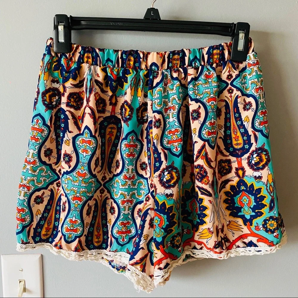 Peach Love printed shorts